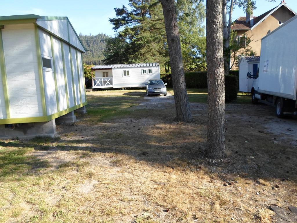 Camping les Pinasses La Chapelle  Extérieur photo