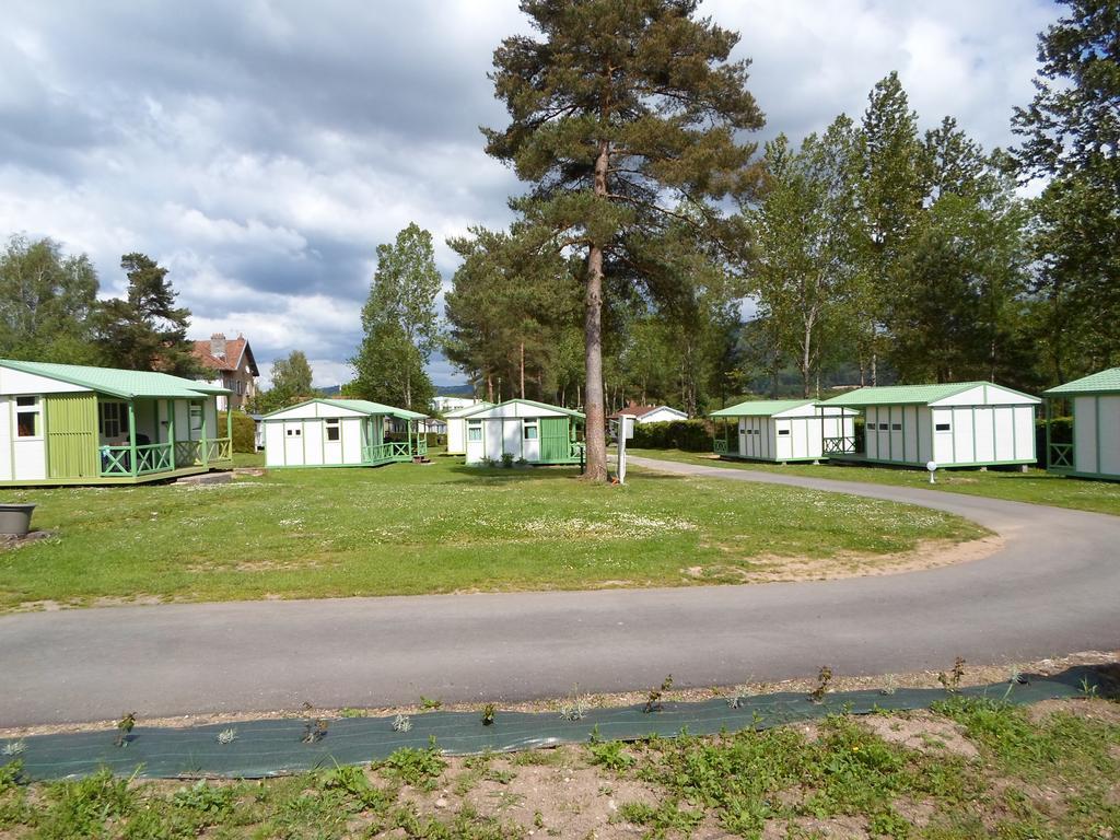 Camping les Pinasses La Chapelle  Extérieur photo