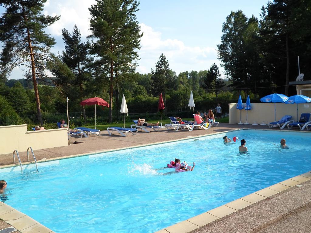 Camping les Pinasses La Chapelle  Extérieur photo