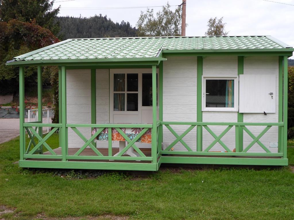 Camping les Pinasses La Chapelle  Chambre photo
