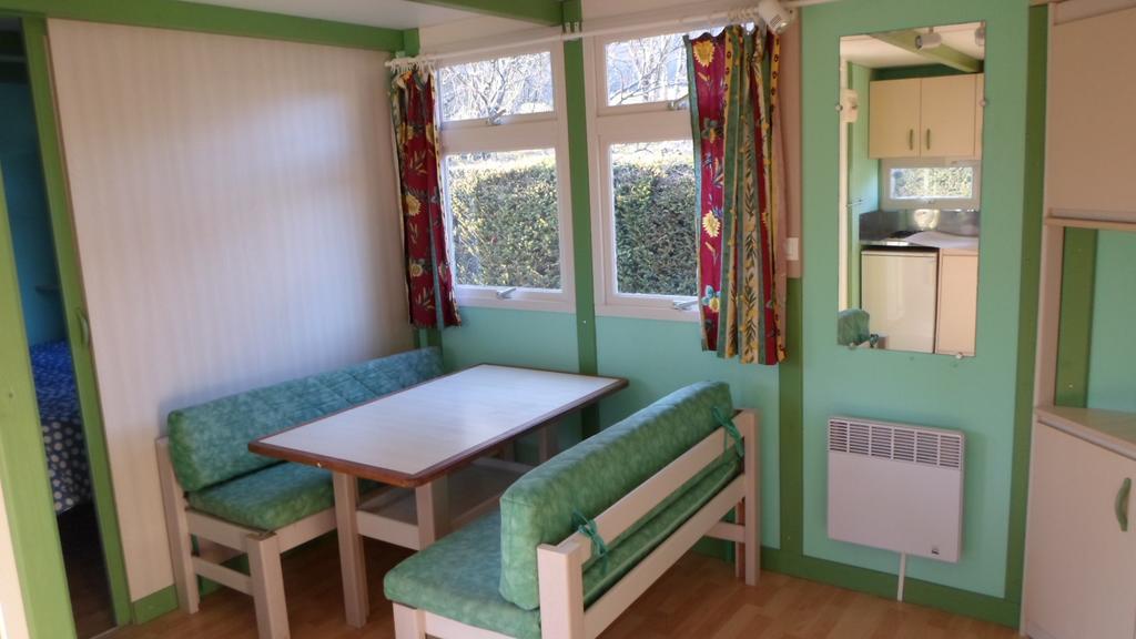 Camping les Pinasses La Chapelle  Extérieur photo