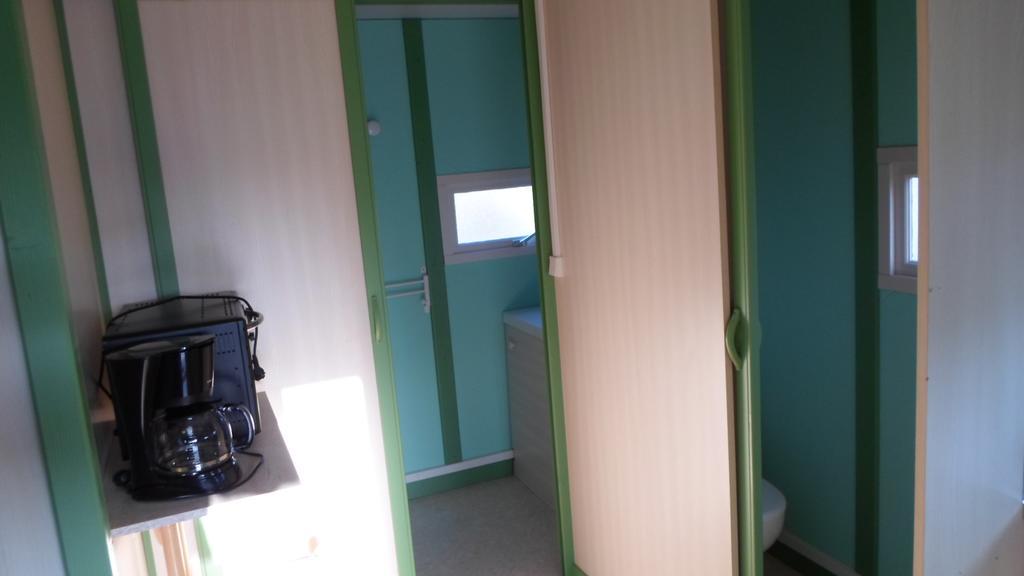 Camping les Pinasses La Chapelle  Extérieur photo